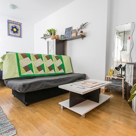 Estudio Cobertizo Apartment Malaga Exterior photo