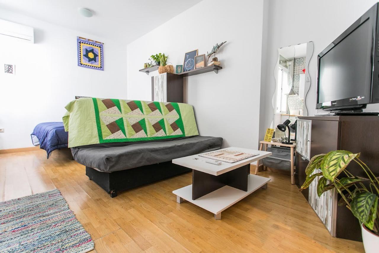 Estudio Cobertizo Apartment Malaga Exterior photo